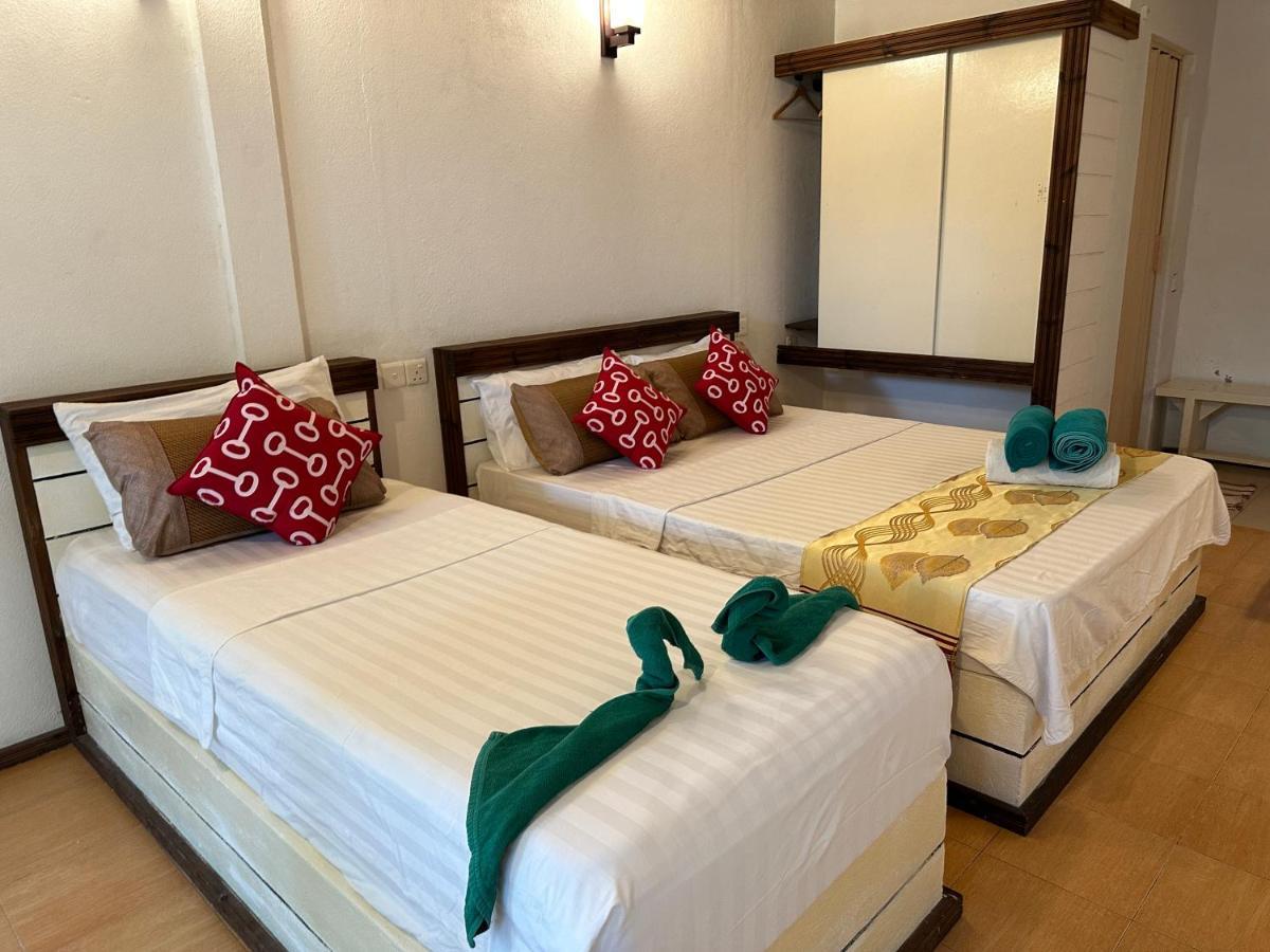 Dhiffushi Island Villa Kültér fotó